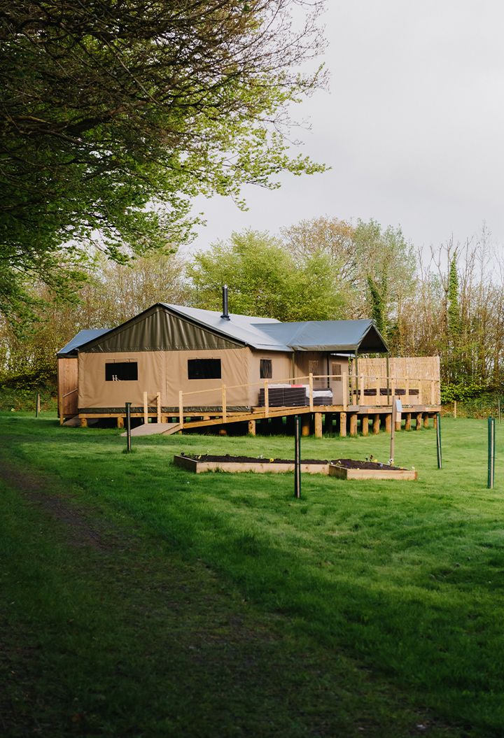  Flora & Fauna exterior with ramp access 